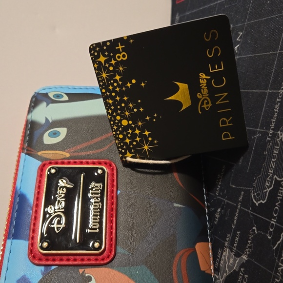 BNWT LoungeFly Disney Mulan Princess Zip around wallet - Picture 3 of 7